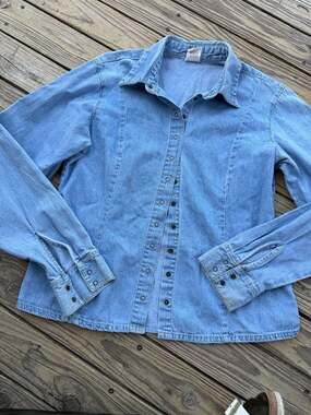 Vintage Old Navy Denim Button-Down Shirt Size Large